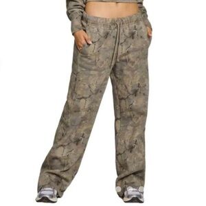 Garage Camo Sweatpants